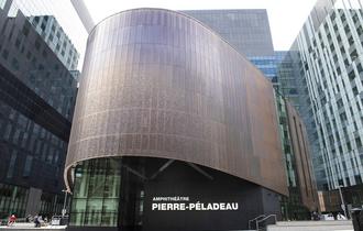 Inauguration de l’amphithéâtre Pierre-Péladeau